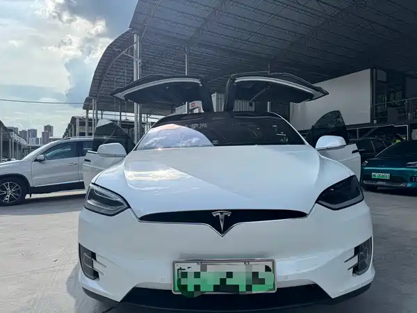 Tesla Model X 2017