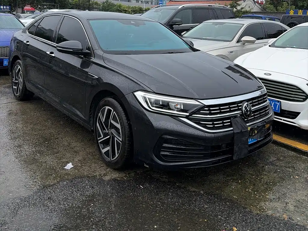 Volkswagen Sagitar 2023