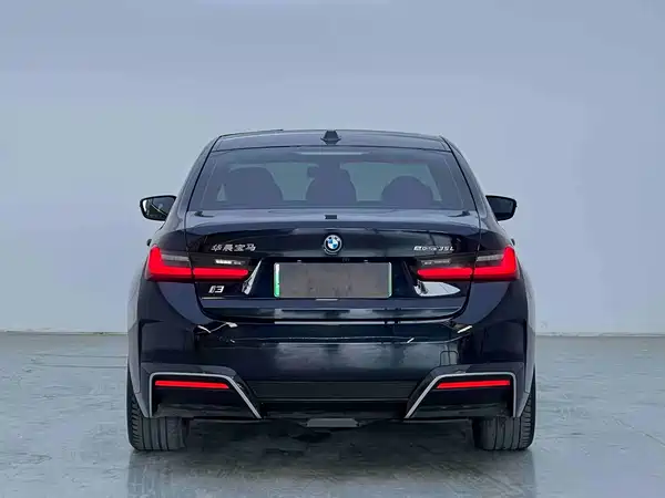 BMW i3 2024