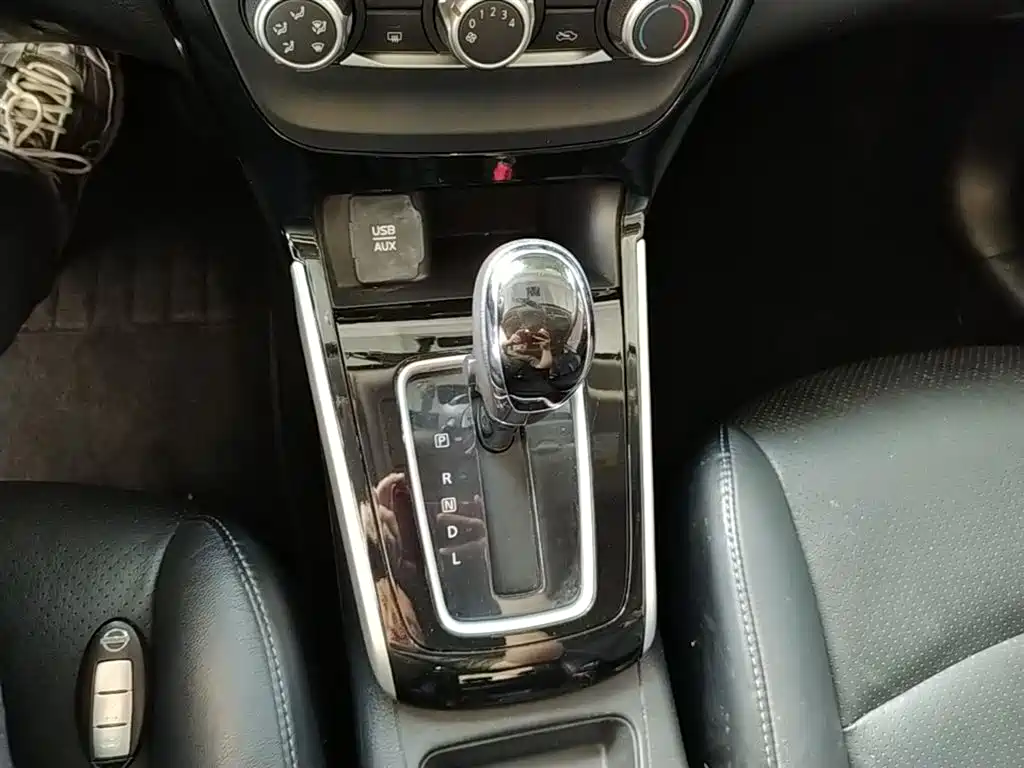 Nissan Sylphy 2018 — фото 14