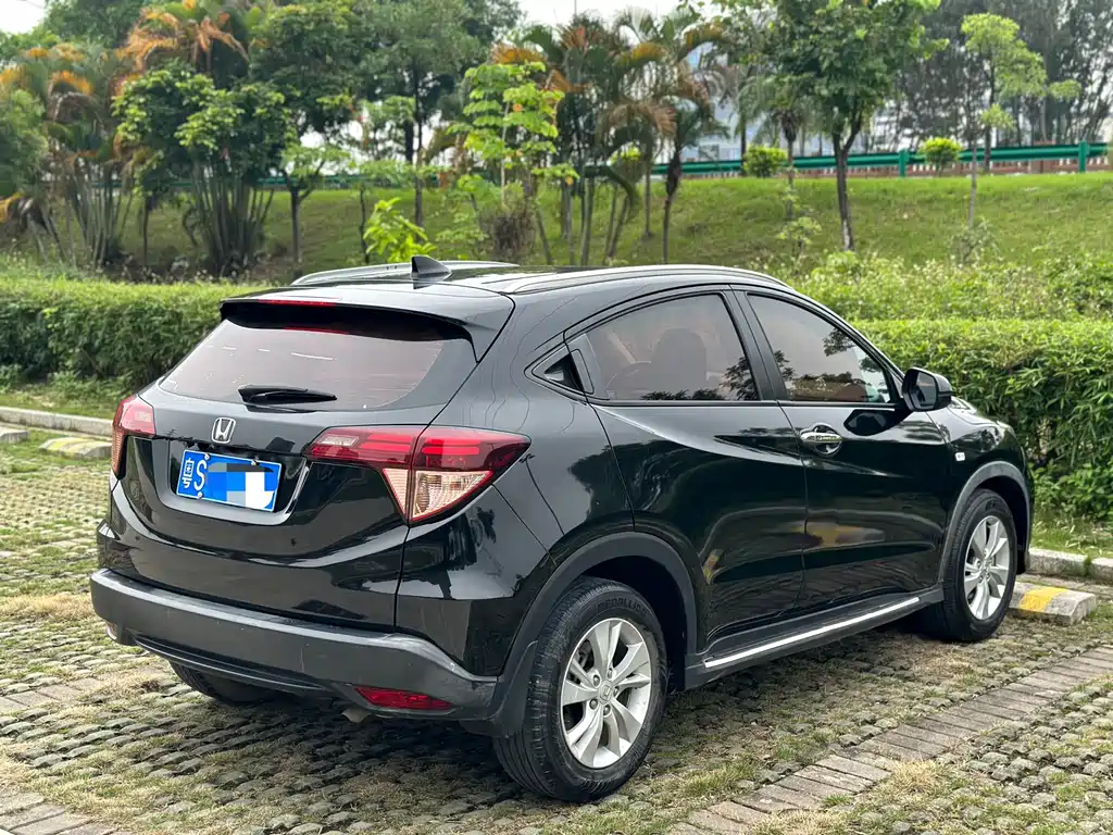 Honda Vezel 2018 — фото 6