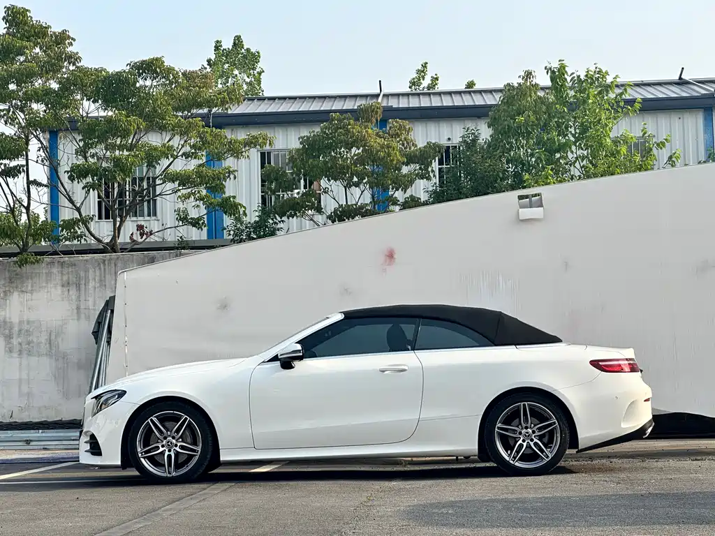 Mercedes-Benz E-Class 2018 — фото 9