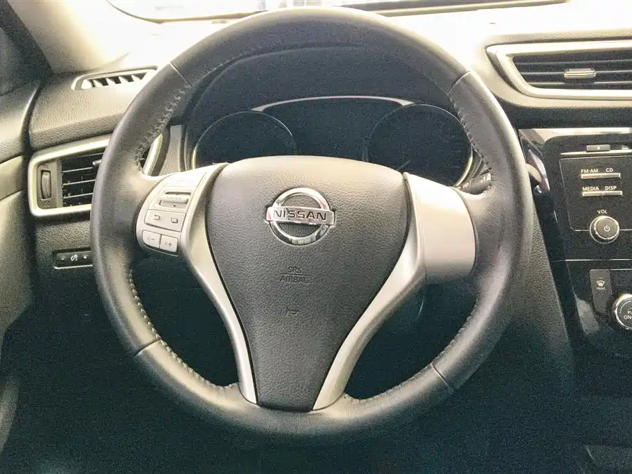Nissan X-Trail 2015 — фото 14