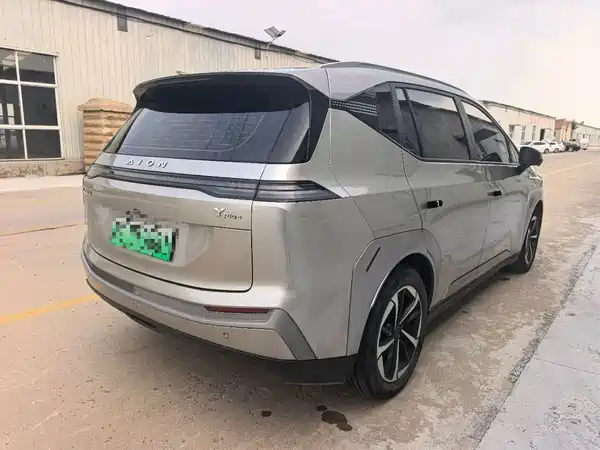 Aion Y 2024