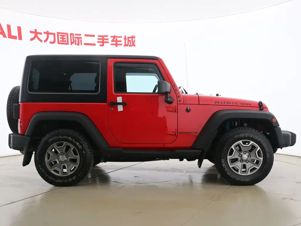 Jeep Wrangler 2016 — фото 15