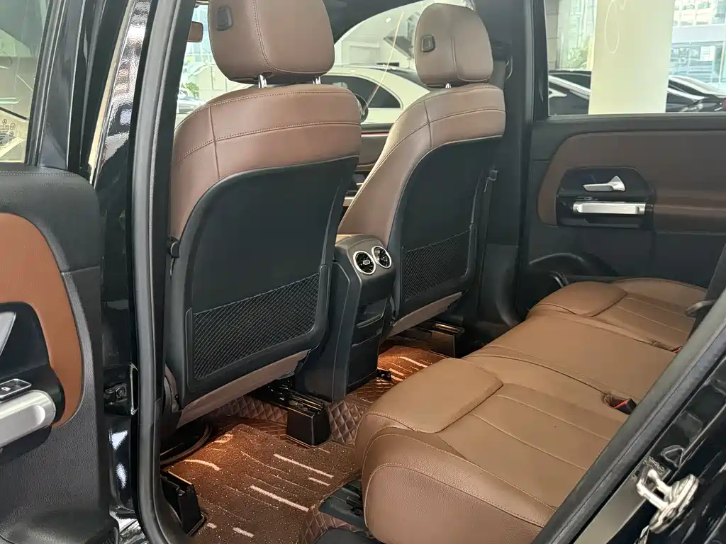 Mercedes-Benz GLB 2020 — фото 14