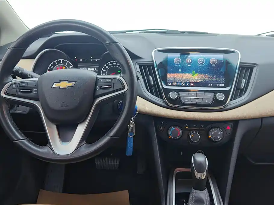 Chevrolet Cruze 2022 — фото 12