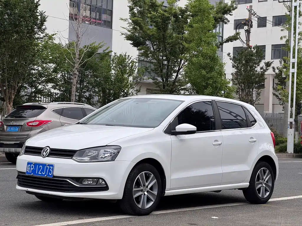 Volkswagen Polo 2017 — фото 1