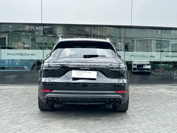 Porsche Cayenne 2023