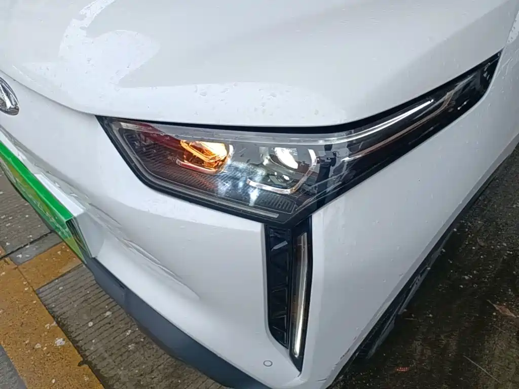 Chery New Energy Wujie Pro 2022 — фото 24