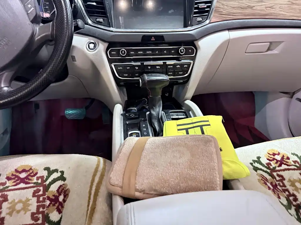 GAC Motor Trumpchi GS8 2018 — фото 16