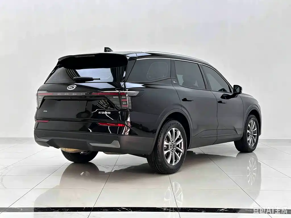 Ford Edge 2025 — фото 2