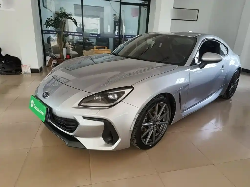 Subaru BRZ 2023 — фото 2