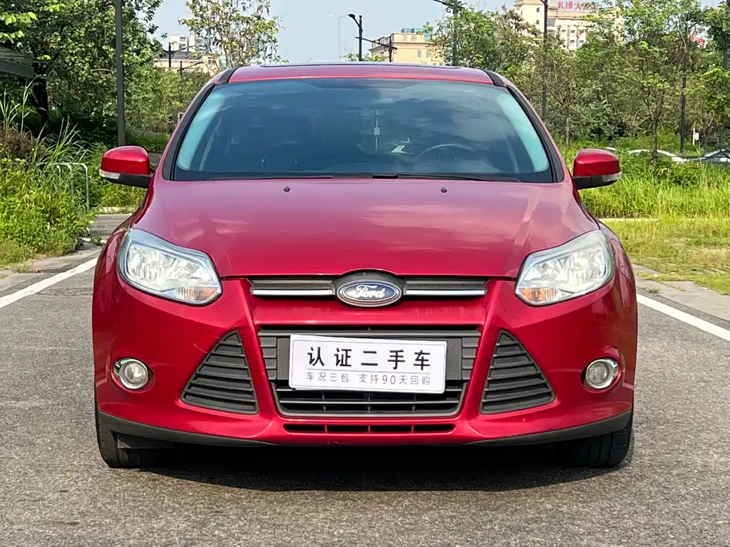 Ford Focus 2015 — фото 2
