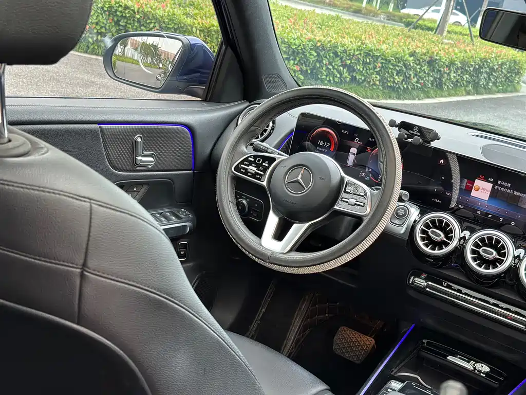 Mercedes-Benz GLB 2020 — фото 11
