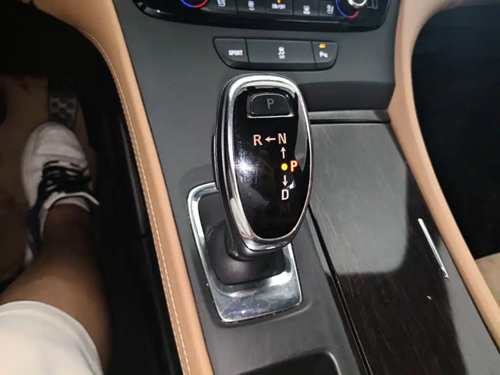 Buick LaCrosse 2017 — фото 14