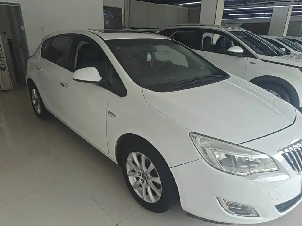 Buick Excelle GT 2015 — фото 4