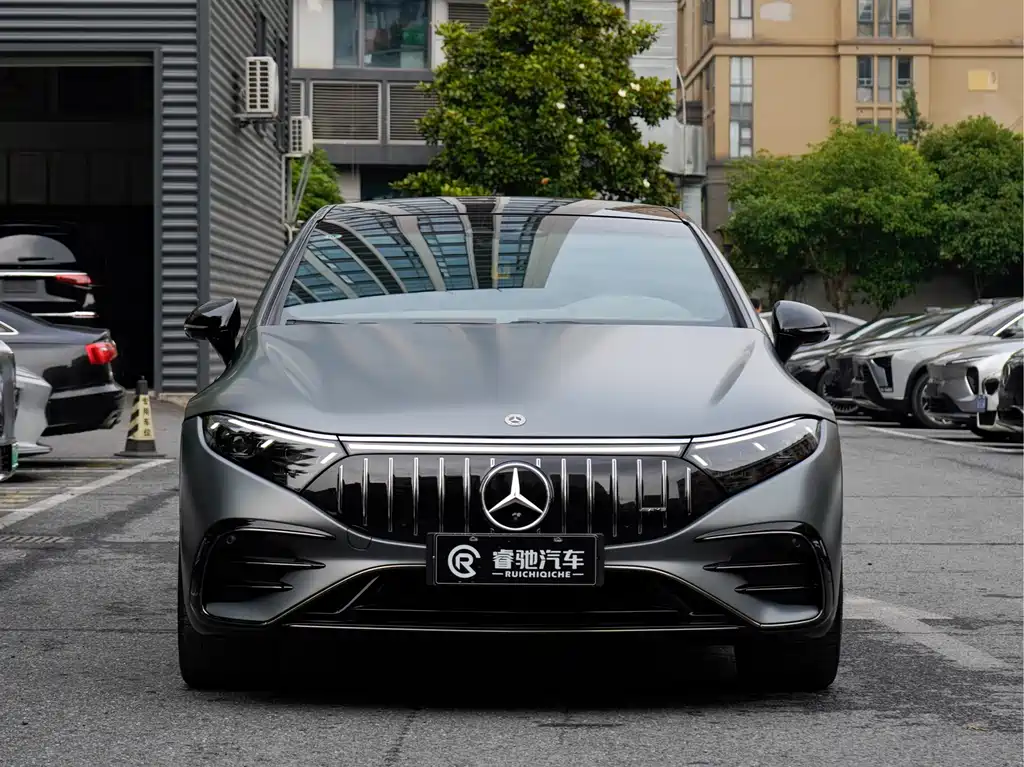 Mercedes-Benz EQS AMG 2025 — фото 2