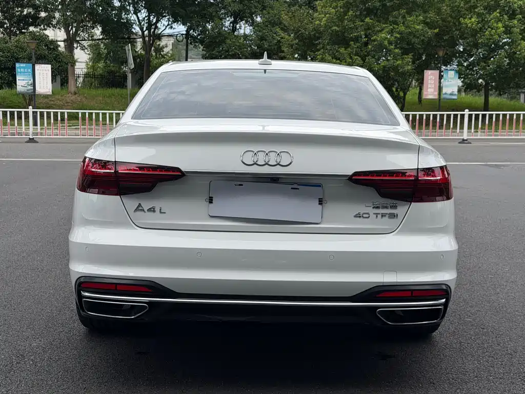 Audi A4L 2020 — фото 6