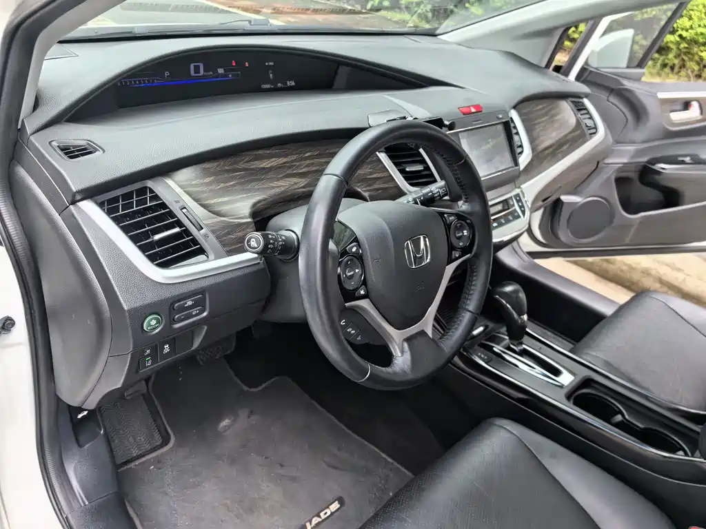 Honda Jade 2019 — фото 15