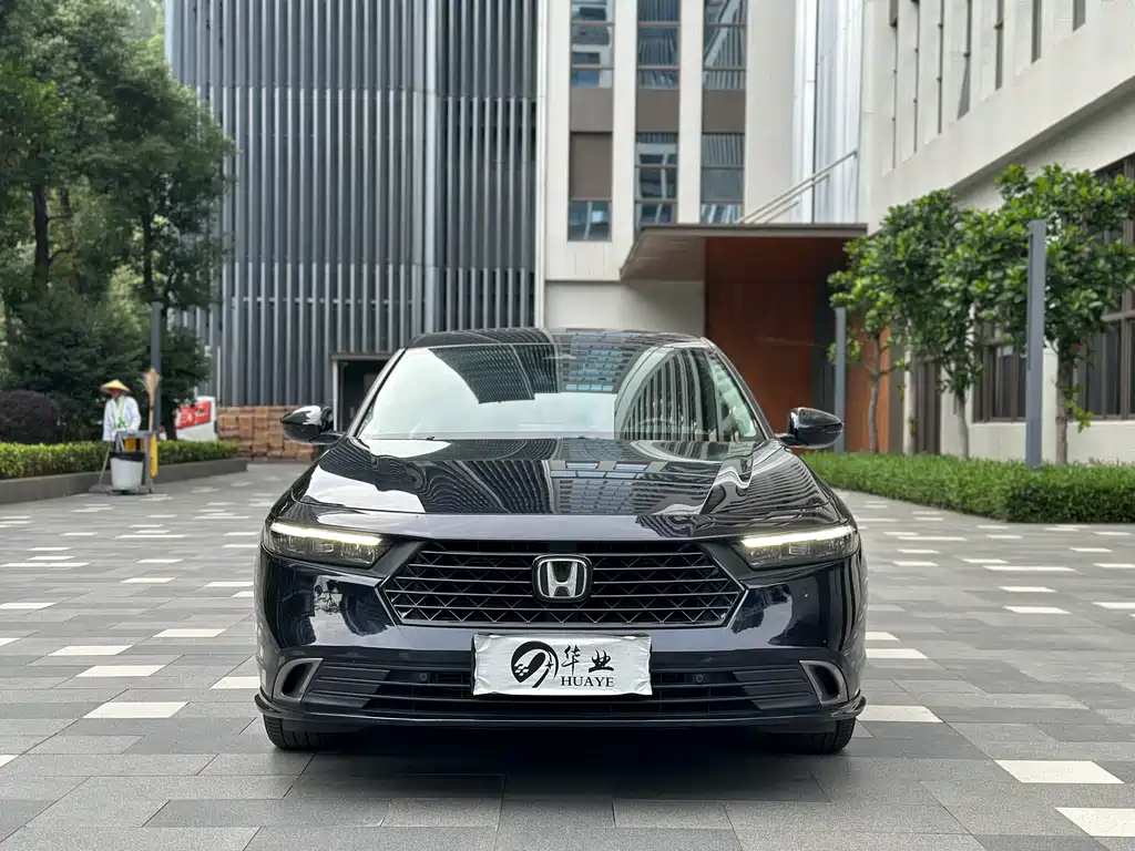 Honda Accord 2023 — фото 2