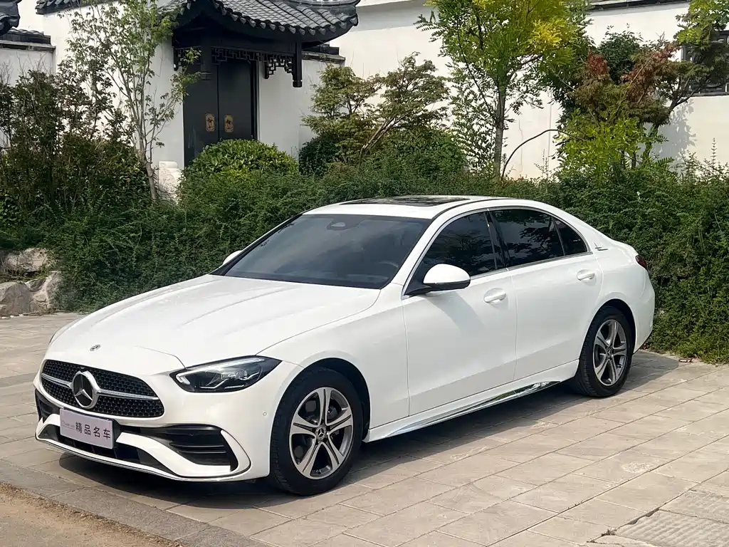Mercedes-Benz C-Class 2022