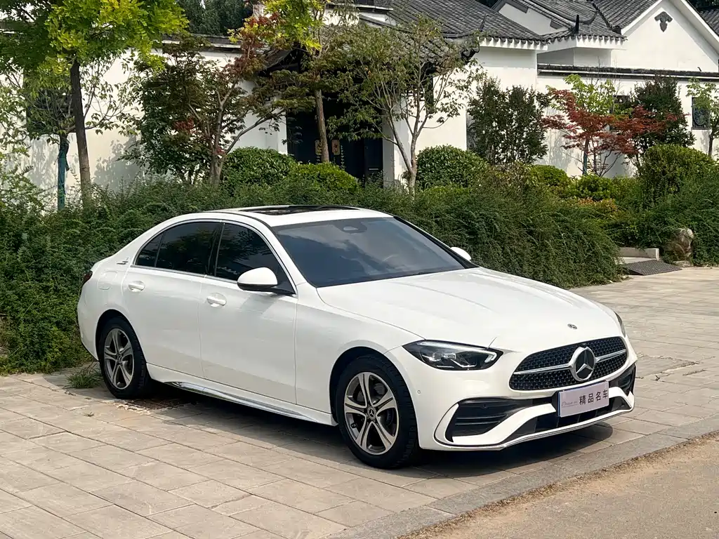 Mercedes-Benz C-Class 2022