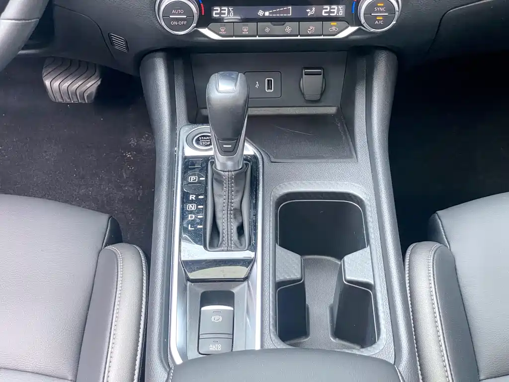 Nissan Sylphy 2023 — фото 22