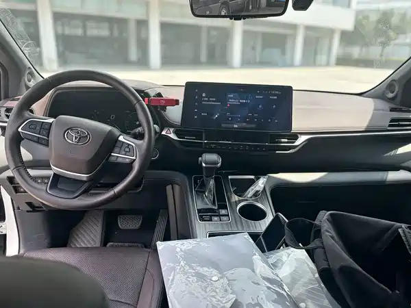 Toyota Sienna 2022