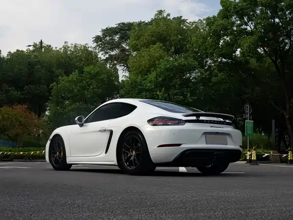 Porsche 718 2018