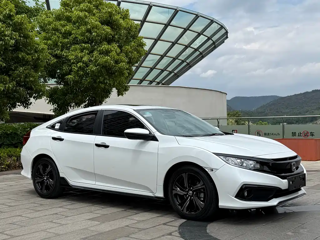 Honda Civic 2020 — фото 3