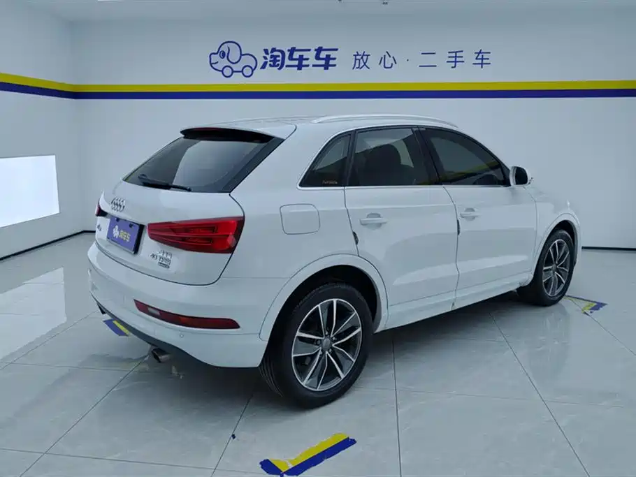 Audi Q3 2016 — фото 3