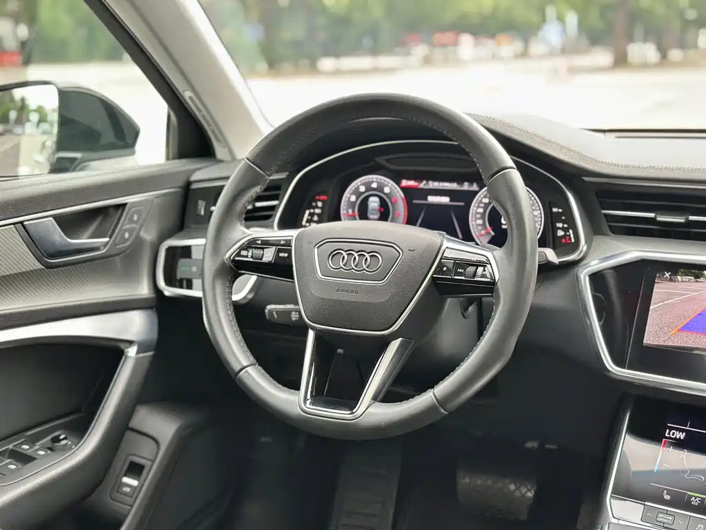 Audi A6L 2020 — фото 33