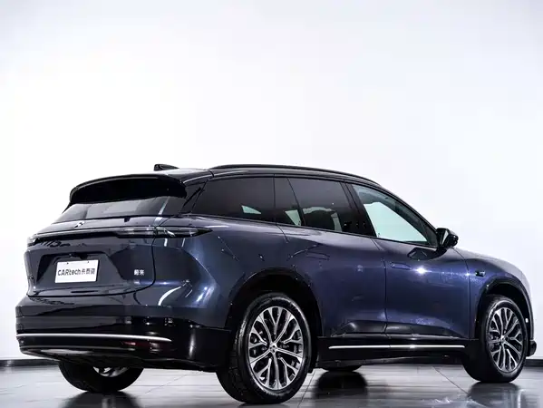 NIO ES6 2025