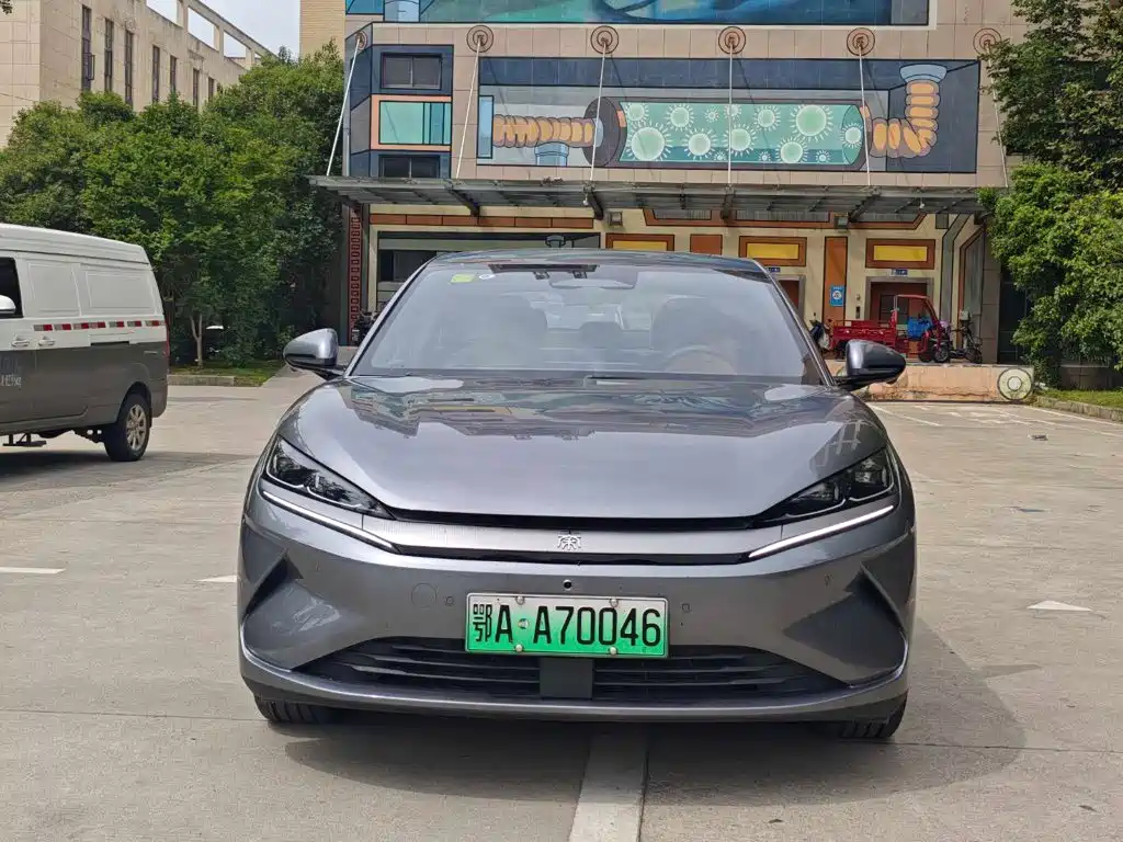 BYD Qin L 2025 — фото 2