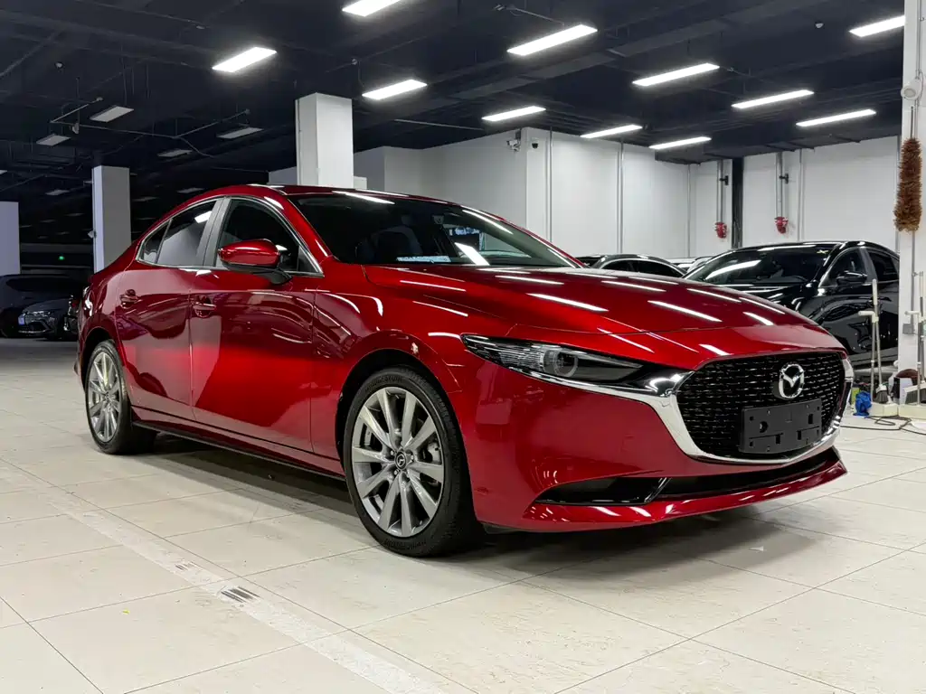Mazda 3 Axela 2022