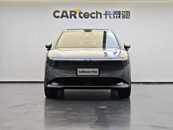 Zeekr 7X 2025