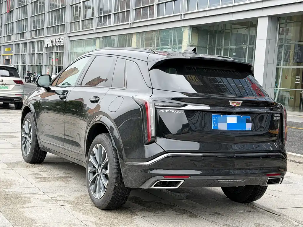 Cadillac XT5 2024 — фото 7