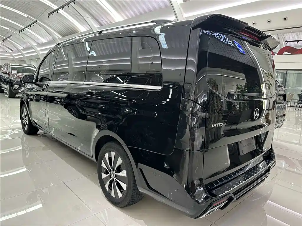 Mercedes-Benz Vito 2022 — фото 20