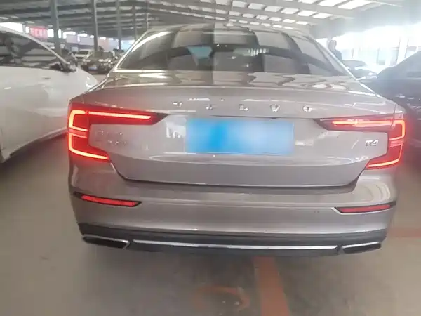 Volvo S60 2020