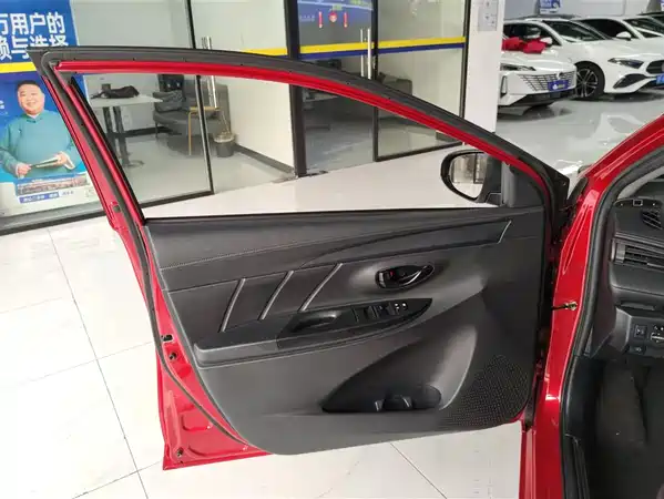 Toyota Yaris L 2016