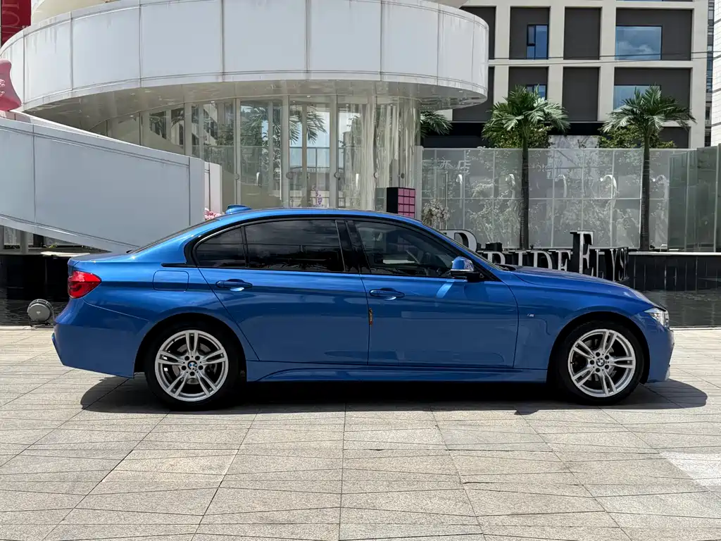 BMW 3 Series 2019 — фото 4
