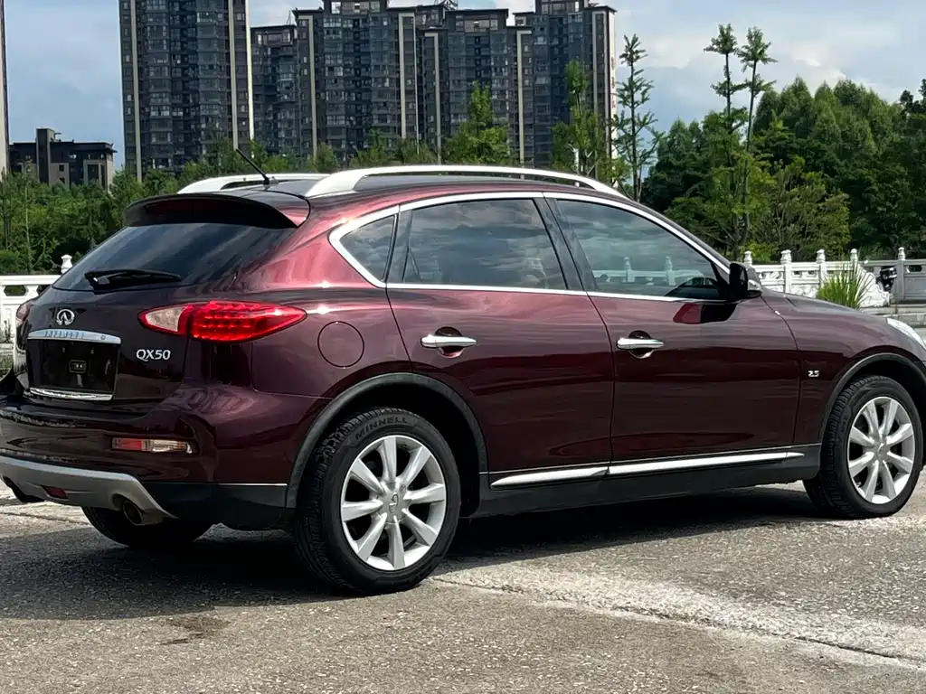 Infiniti QX50 2015 — фото 6