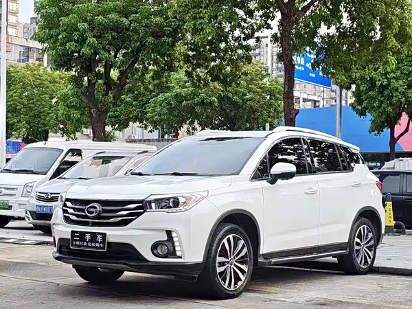 GAC Trumpchi GS4 2017