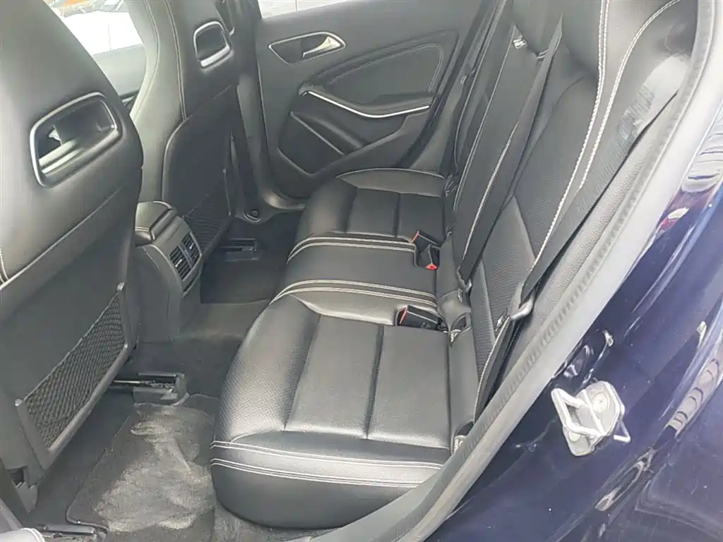 Mercedes-Benz GLA 2018 — фото 17