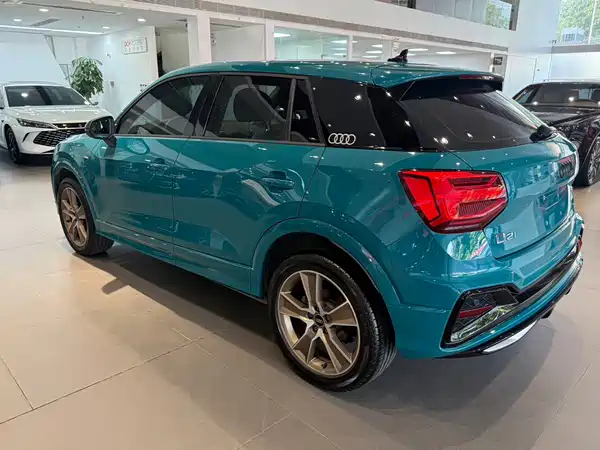 Audi Q2L 2022