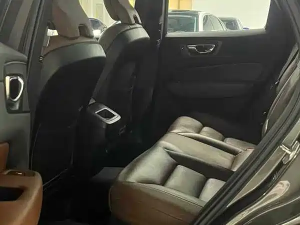 Volvo XC60 2019