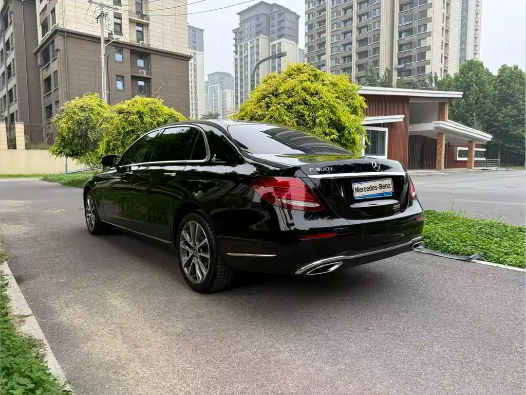 Mercedes-Benz E-Class 2019