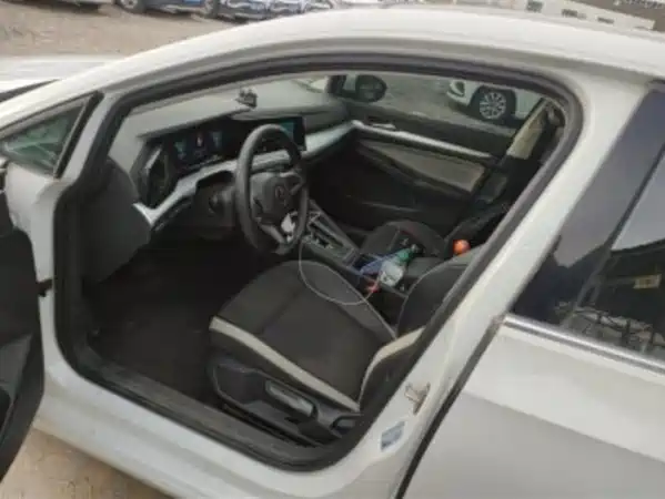 Volkswagen Golf 2024