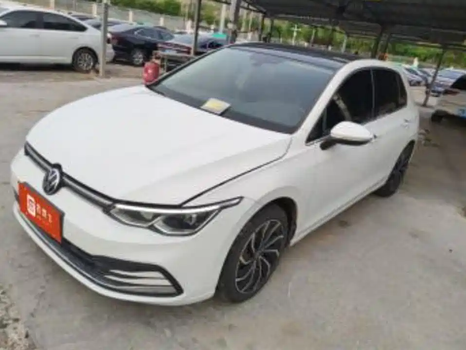 Volkswagen Golf 2024